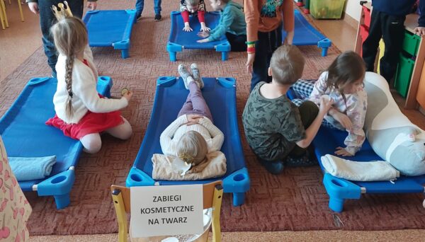 Dzień Kobiet u Biedronek