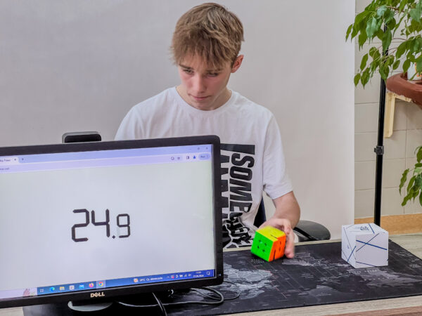 Konkurs SpeedCubing 2024