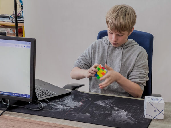 Konkurs SpeedCubing 2024