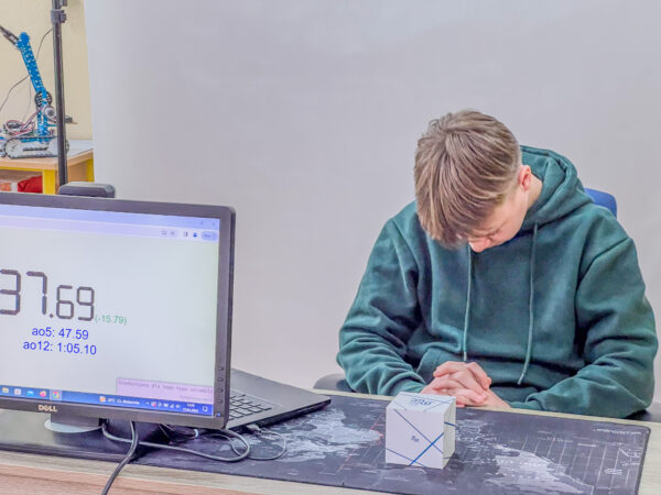 Konkurs SpeedCubing 2024