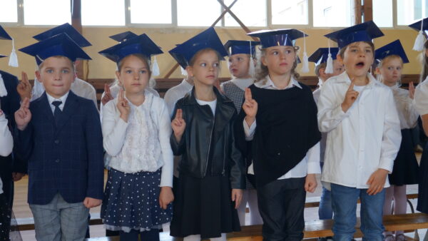 Pasowanie uczniów klas 1