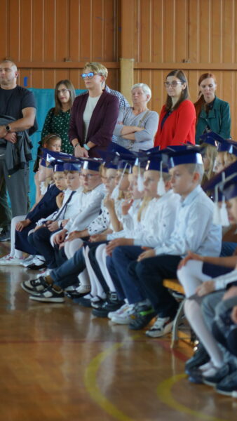 Pasowanie uczniów klas 1