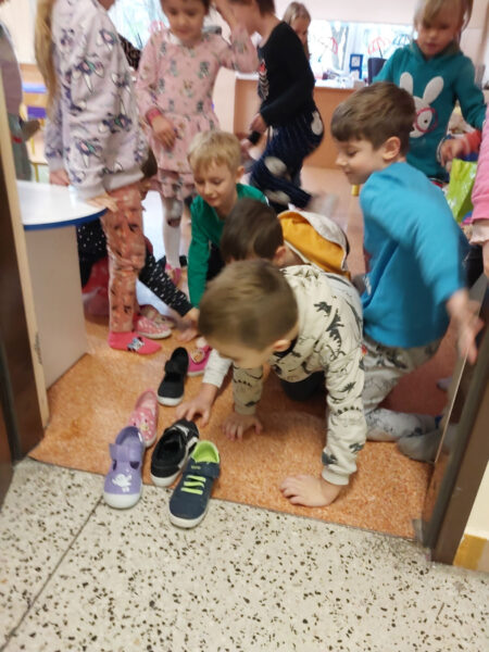 Andrzejkowe wróżby w przedszkolu