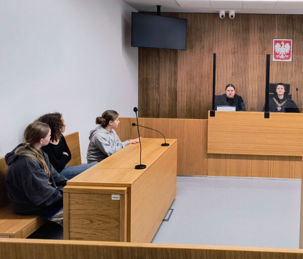Wycieczka kl. 6d do sądu