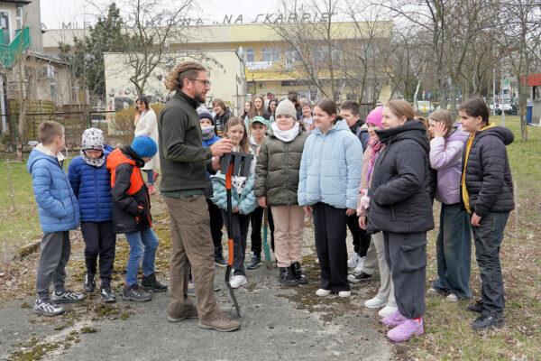 Sadzimy drzewka z okazji Międzynarodowego Dnia Lasów