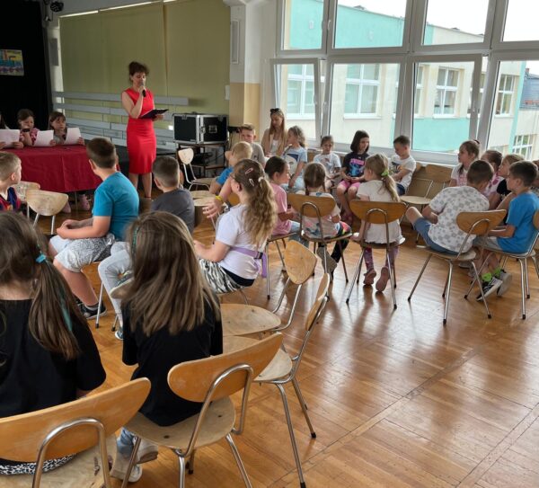 "Parada oszustów" w świetlicy