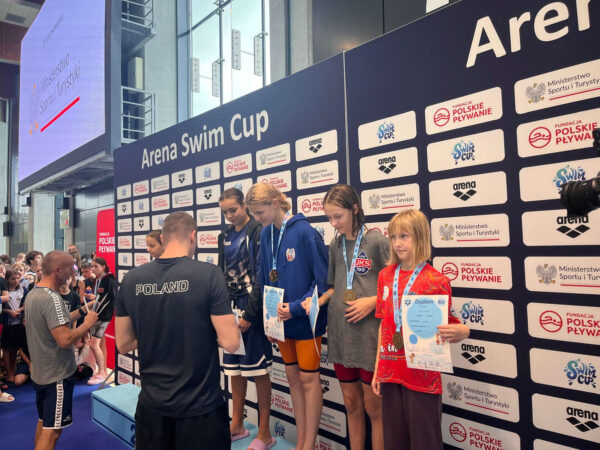 Zawody pływackie - Arena Swim Cup