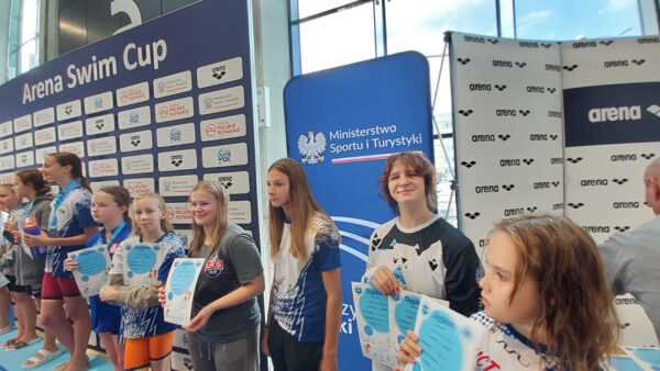Zawody pływackie - Arena Swim Cup