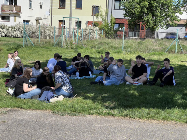 Śniadanie na trawie
