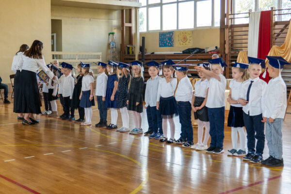 Pasowanie uczniów klas 1