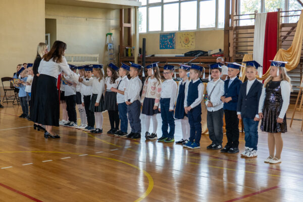 Pasowanie uczniów klas 1